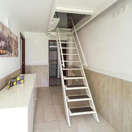 Lejlighed 2 Bedroom Lovely In